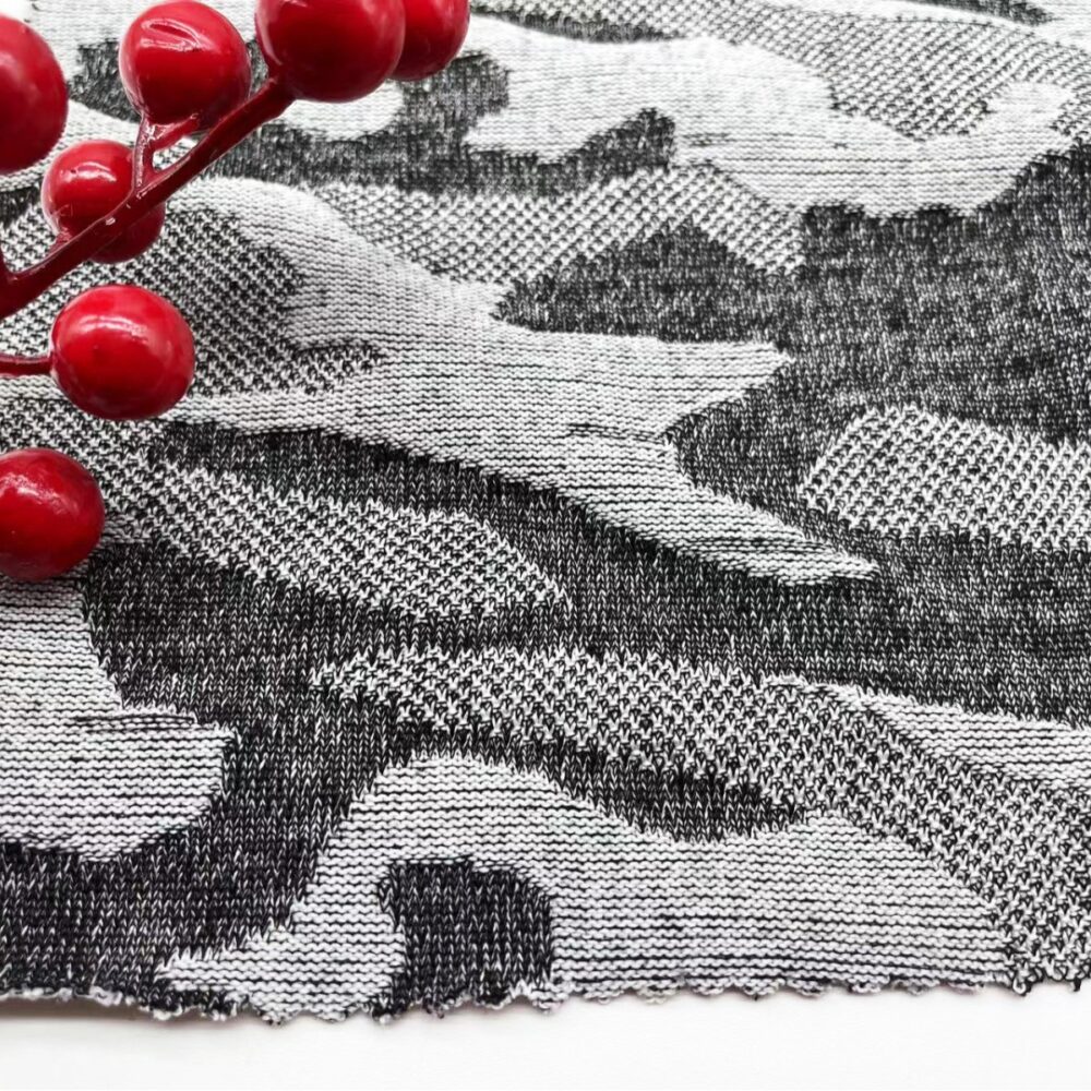 LZ4678 camouflage jacquard fabric - Image 2