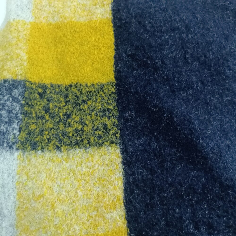 Knitted fur pattern -3 fashionable, warm and comfortable autumn and winter clothing fabric factory direct sales - Image 2